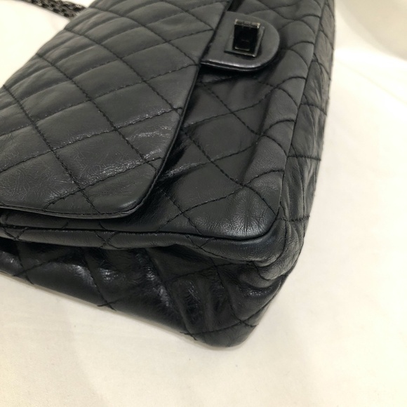 【60MK】Chanel Black Hardware Reissue Bag Sku# 82981 (Gently Used) - Picture 6 of 12